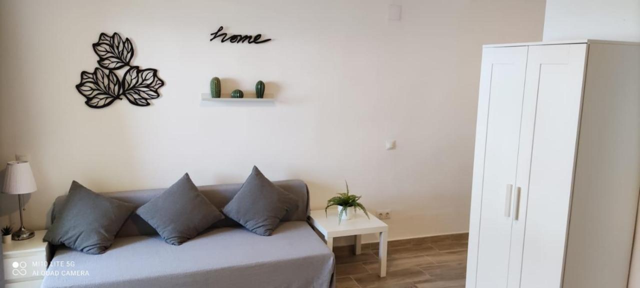 Estudio En Benalbeach, Vistas Mar, Primera Linea Playa Benalmadena Luaran gambar